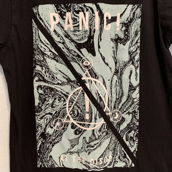 Panic! At The Disco Marbled Symbols Logo T-Shirt Size Small - Picture 1 of 6